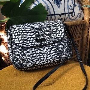 Vera Bradley cross body purse!